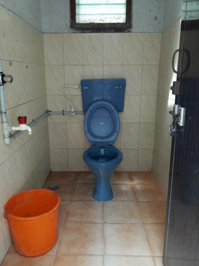 Devasthanam Lodge Thiruvananthapuram Buitenkant foto